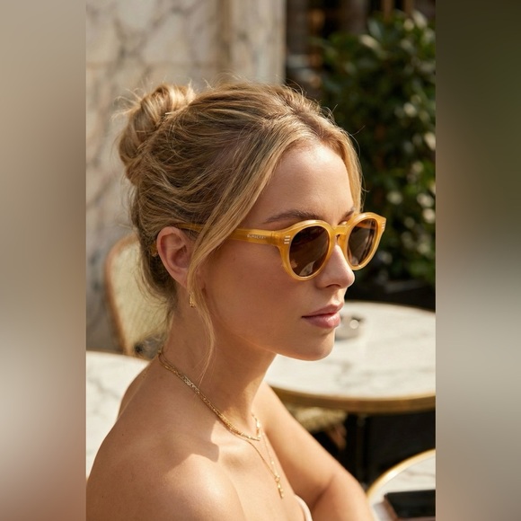 NEW Burberry BE4404 Round Sunglasses Honey Amber Acetate Italy 50mm - Picture 15 of 16